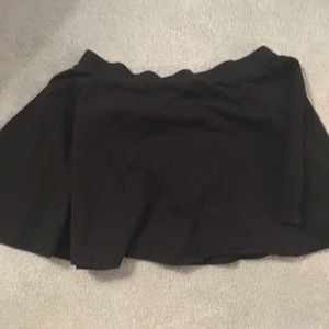 Black skater skirt